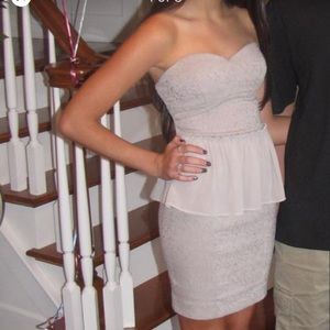 Guess strapless beige neutral dress